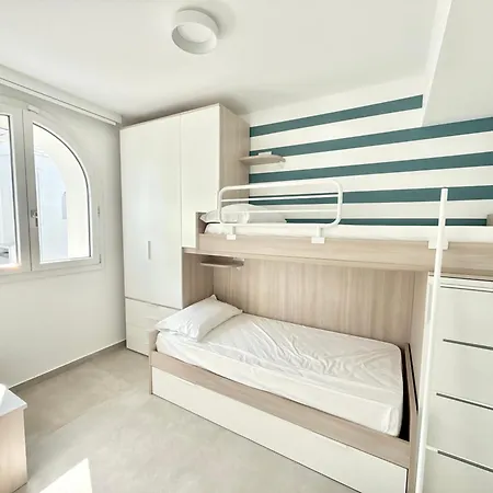 Onira Luxury Rooftop Ombrellone Incluso Seconda Fila Club *